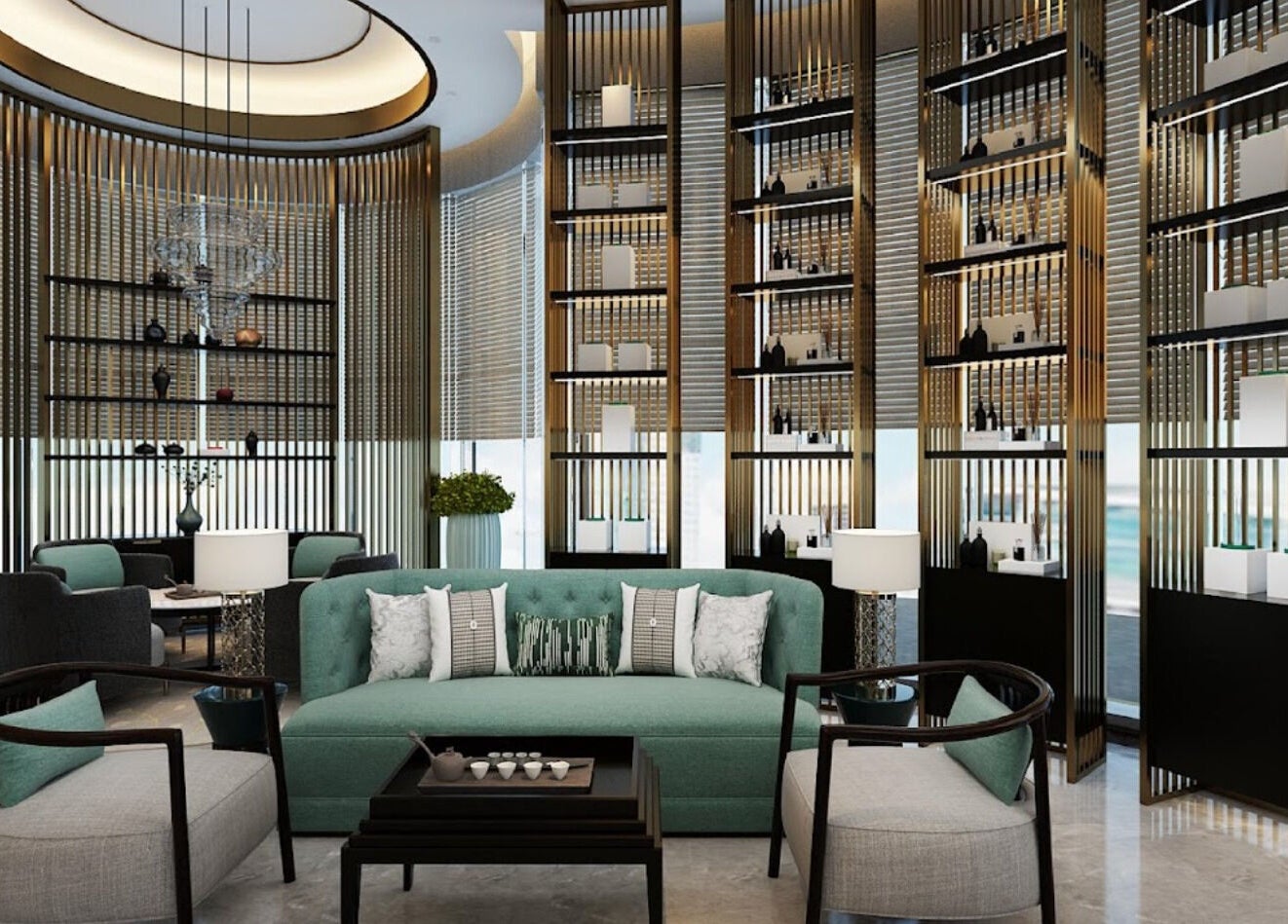 Elegant lounge at Yinyang Spa - Al Ferdous in Dubai, Dubai, AE with plush seating and modern decor.