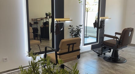 Hair & Barber Studio by Martin Varga, bild 2
