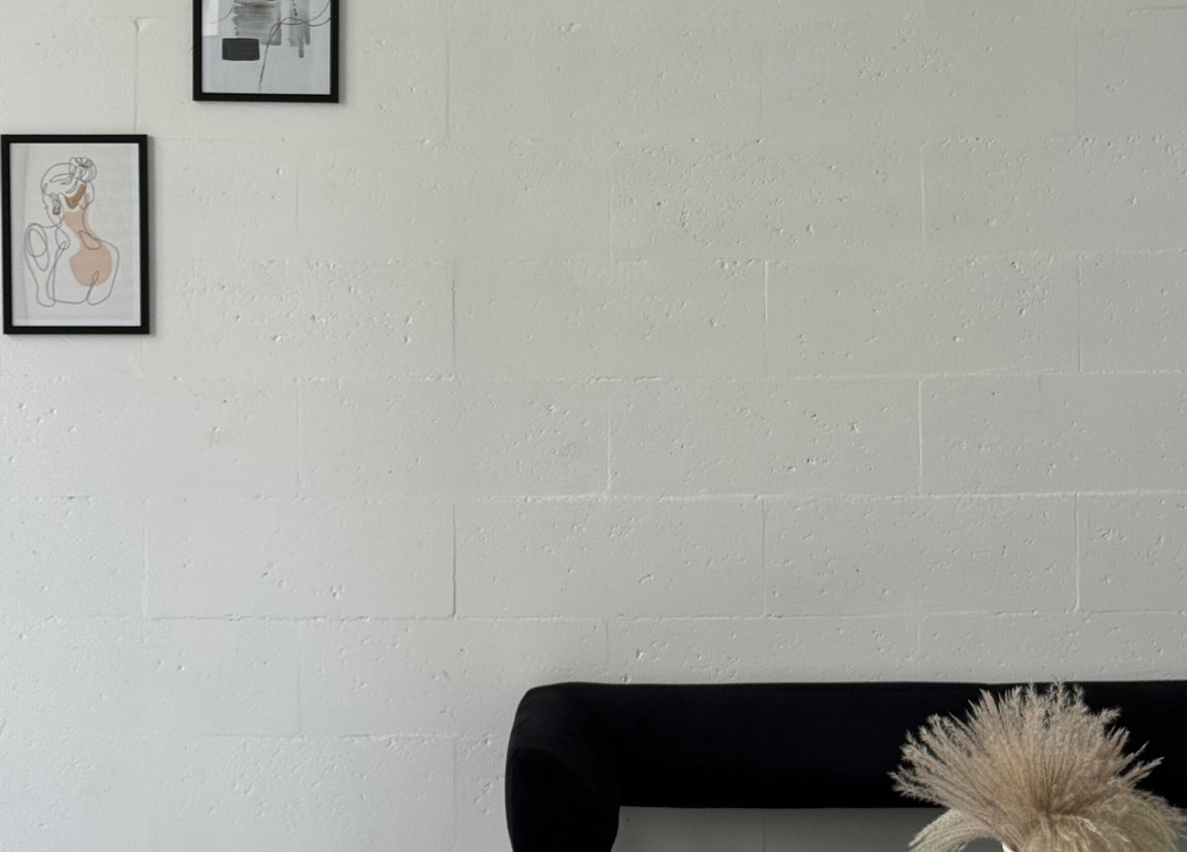 Мінімалістичний декор в “Saba” massage studio, Київ, Місто Київ, UA.