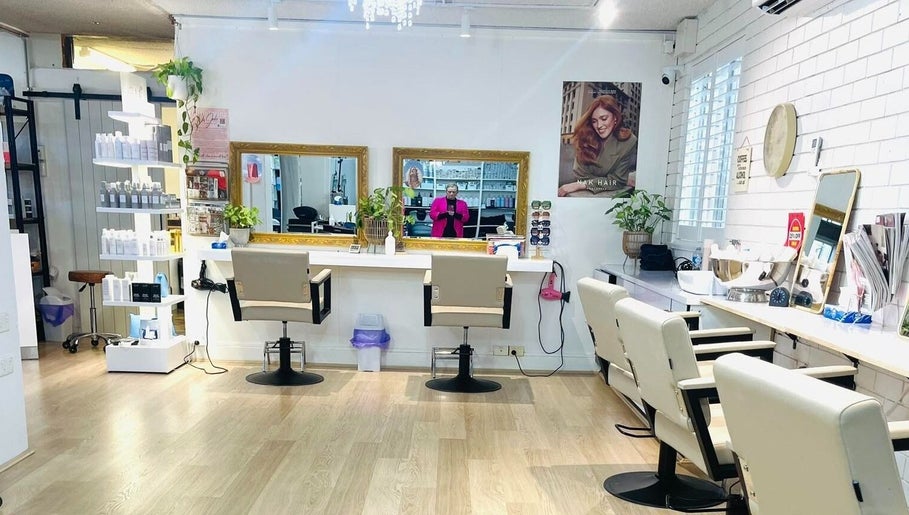 Plush Hair Designs Tamworth image 1
