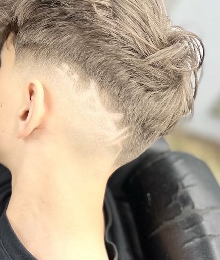 Doaga The Barber image 2