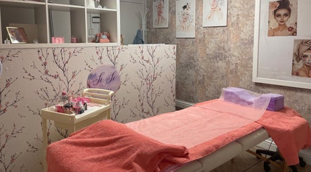 Sisi Beauty treatment room with cherry blossom decor in Jarrow, England, GB