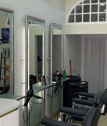 Gomez Barbershop, bild 2