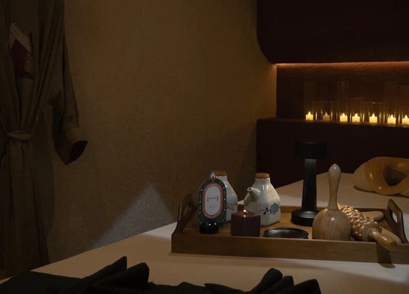 منتجات العناية في حمام الهنا بالرياض، إعداد لجلسة استرخاء في بيئة هادئة بالرياض، مقاطعة الرياض، SA.