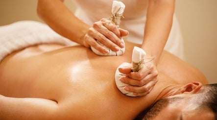 Kunye - Traditional Tibetan Massage image 2