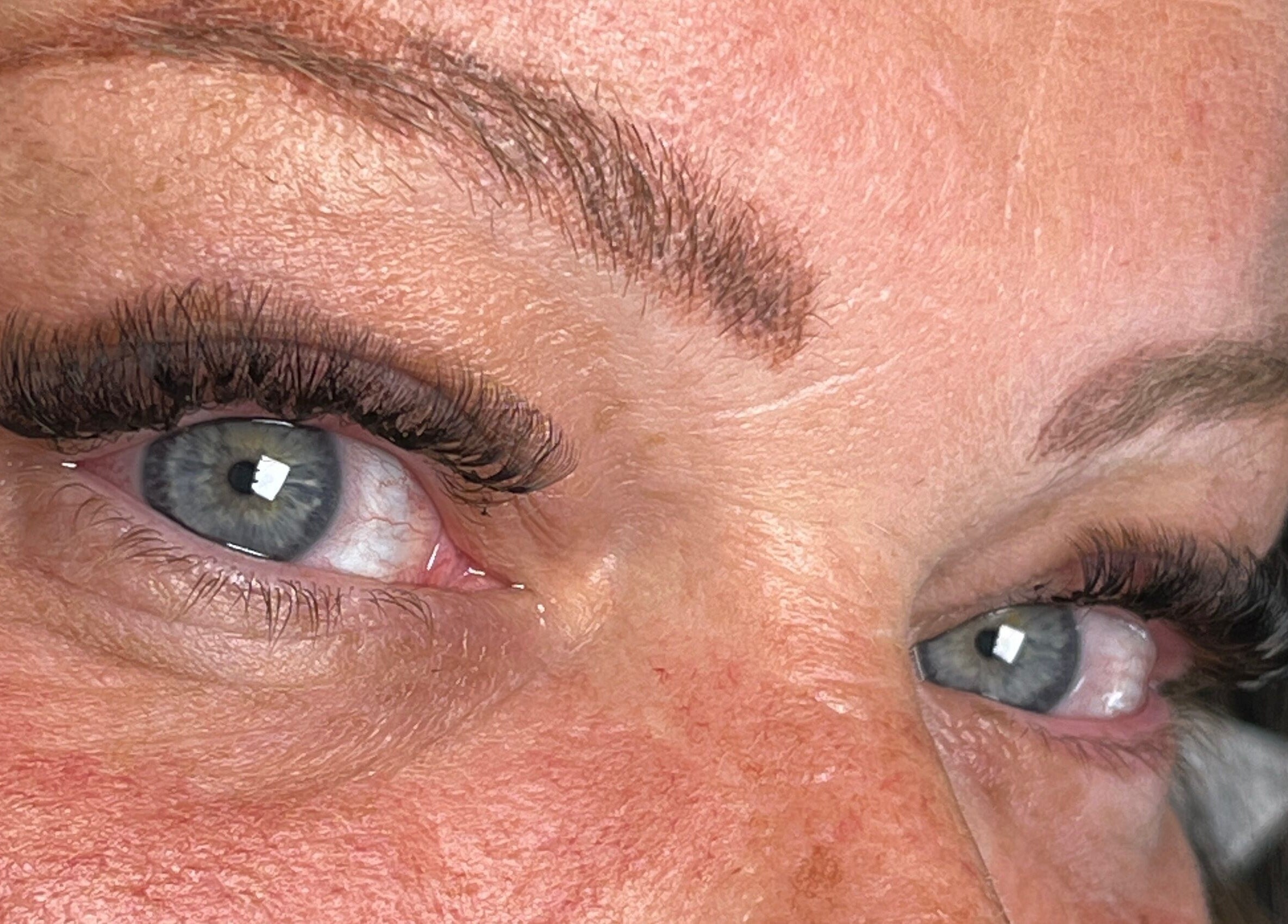 Close-up of professionally styled lashes by lashedbykkenzie in Dundee, Scotland, GB.