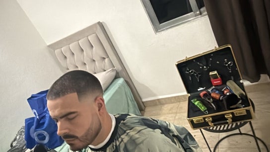 Mcky Barber Studio