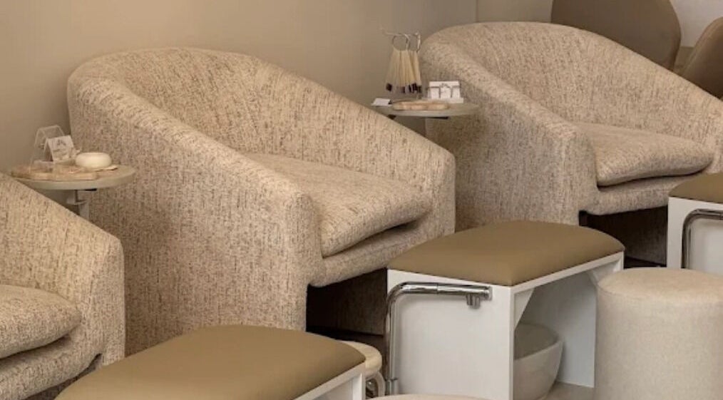 Comfortable seating at Me Salon, Riyadh, Riyadh Province, SA, offering a relaxing spa experience.
