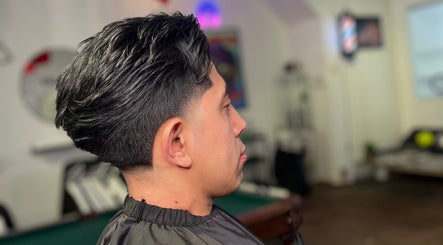 JCUT BARBER image 2