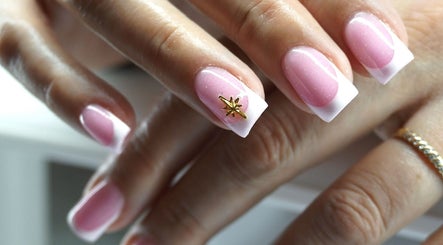 M & Nails Studio