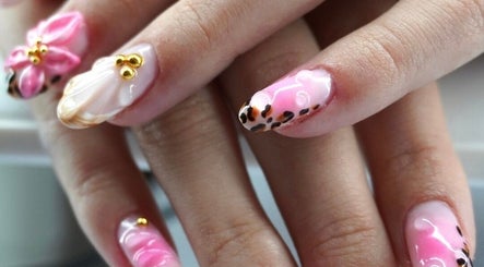 Image de M & Nails Studio 3