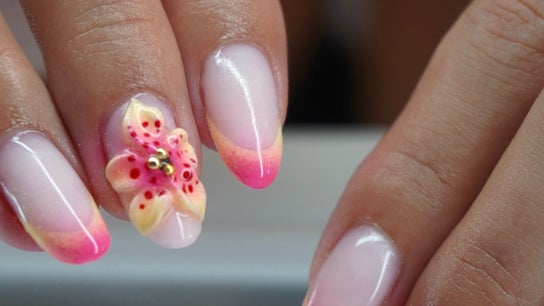 M & Nails Studio