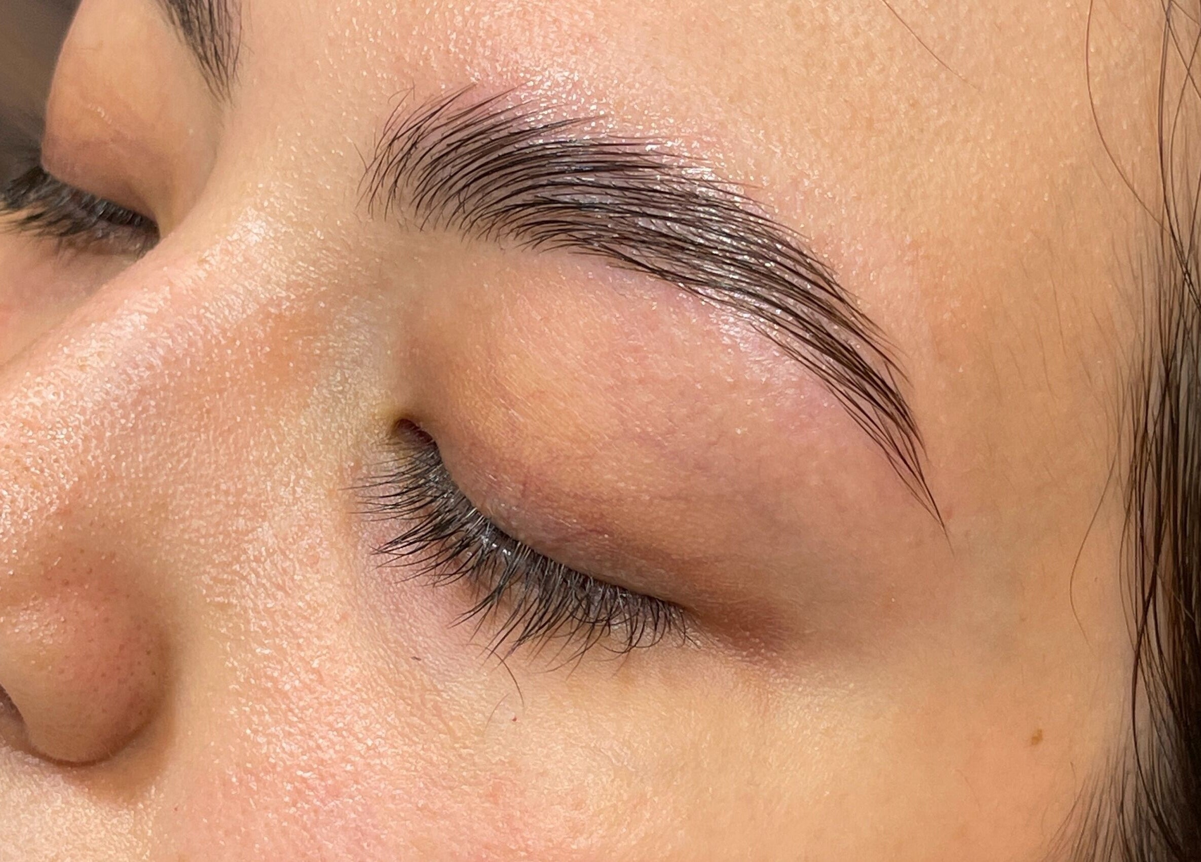 Perfectly sculpted eyebrows at BrowGal, Hà Nội, Hà Nội, VN, showcasing sleek beauty and expert styling.