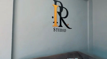 IPR STUDIO imej 2