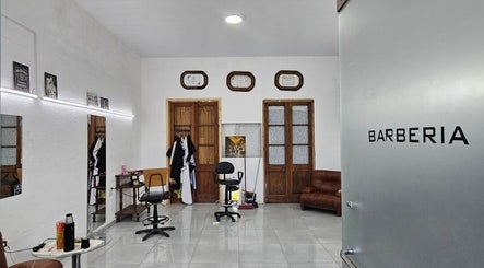 Imagen 2 de JM Barberia