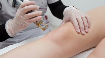 Sima Skincare - Laser aesthetic clinic image 2