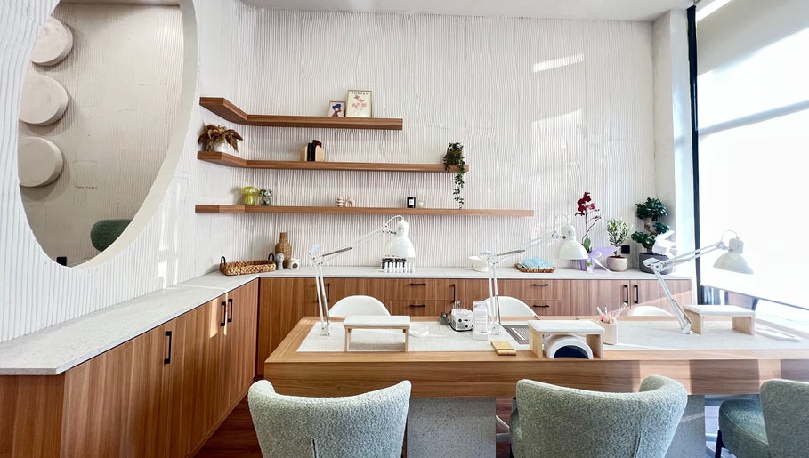 Anāsa Nail Studio image 1