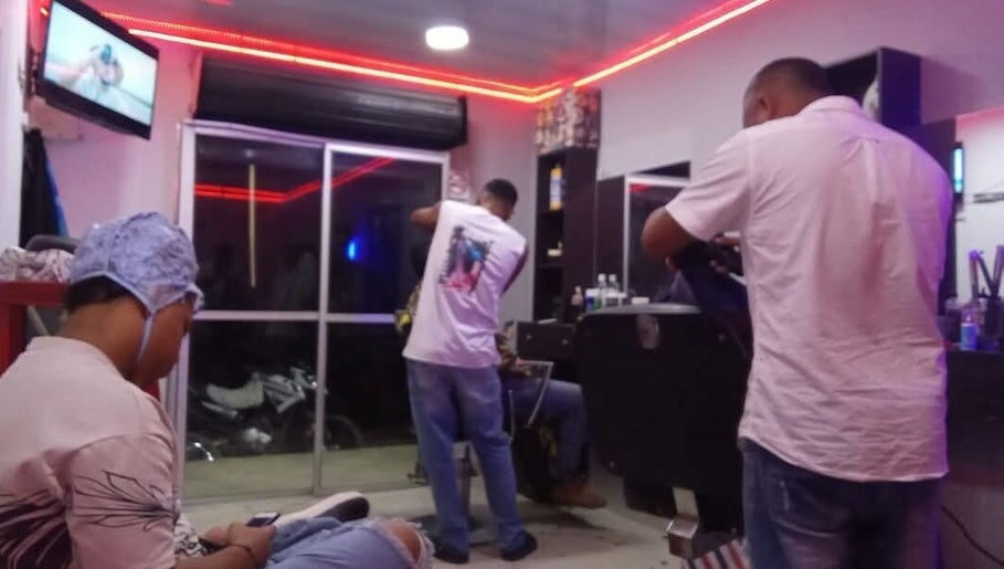 Barbería Barba Roja image 1