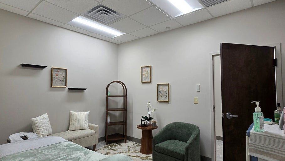 One 4 Another Services Llc image 1