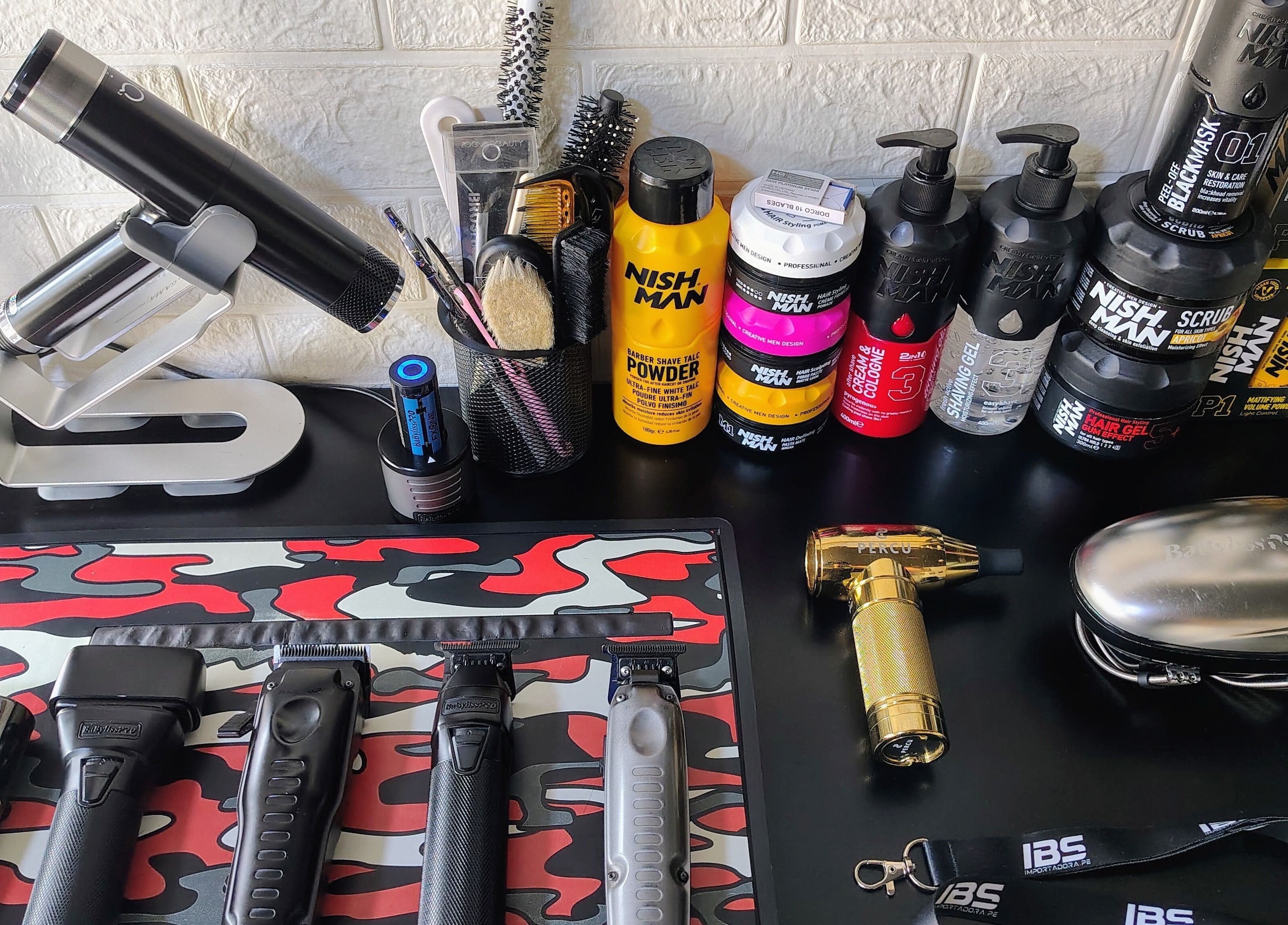 Herramientas de barbería en Barber E Fac, San Juan De Lurigancho, Provincia De Lima, PE.