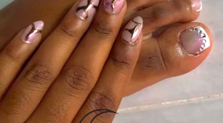 Nails By Midniht, bilde 2