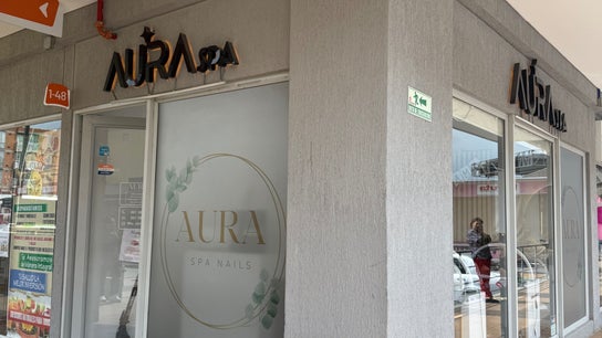 Aura Spa Nails