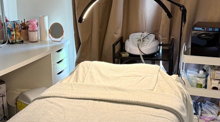 A serene treatment room at Your Skin Bar, Melbourne, Victoria, AU showcasing a cozy, inviting aesthetic.