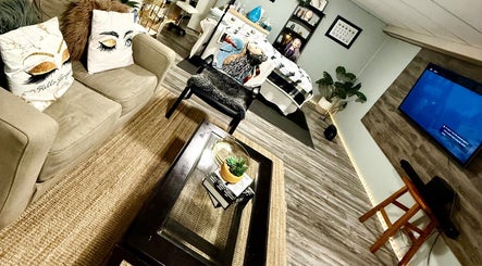 Lash Out Loud image 3