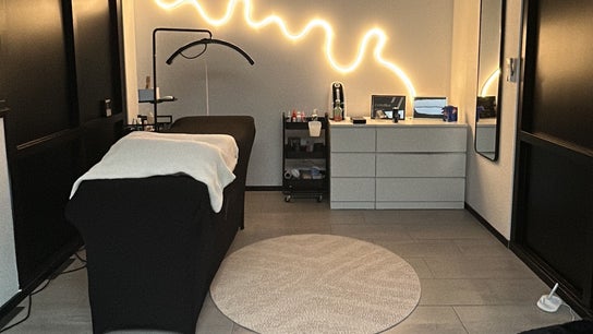 The Lash Lounge by J