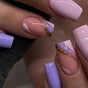 Cuba Nails
