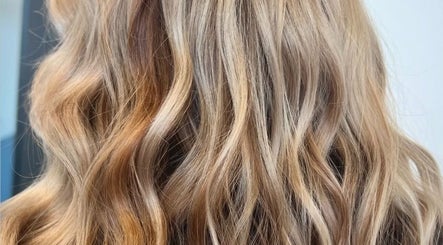 Metro Detroit Beauty Studio