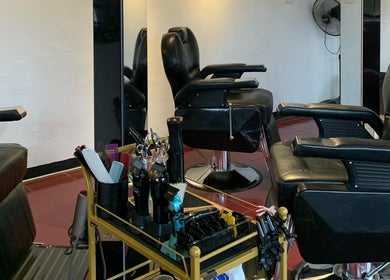 Modern barber chairs and tools at Black Space Barbershop, Biñan, Calabarzon, PH. Sleek and professional setup.
