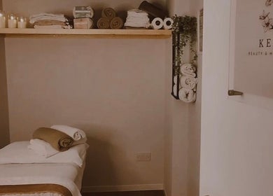 Relaxing massage room at Kelly's Beauty & Holistic Therapies in Eastbourne, England, GB with soothing ambiance.
