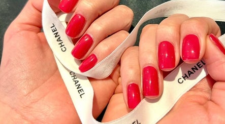 Sunny nails & Beauty image 2