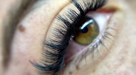 Milla Lash & Mua, bilde 2