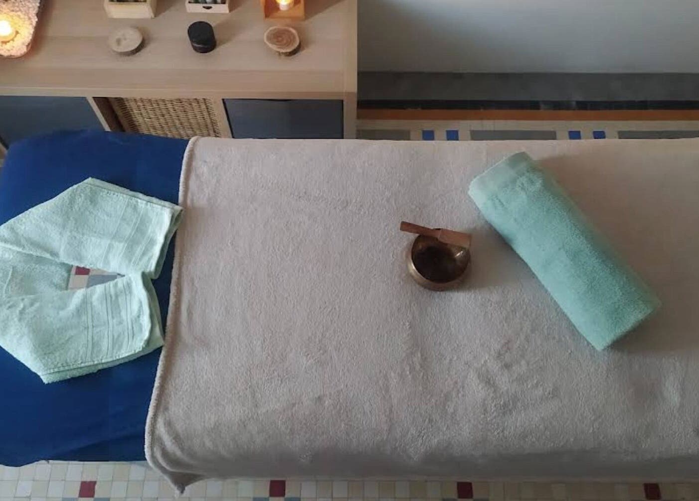 Camilla lista para masaje en Quiara - Quiromasaje Y Thai Massage, València, Comunidad Valenciana, ES.