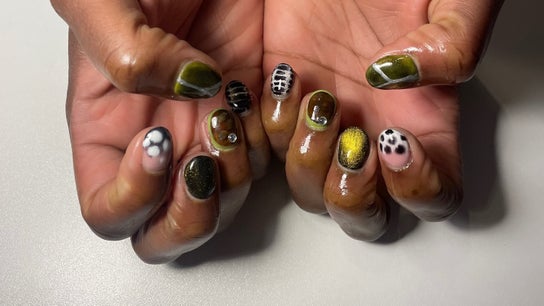 Holly.nail
