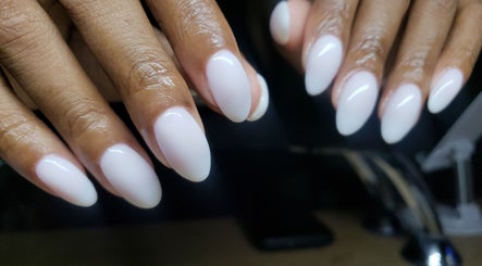 Tipp'd Nails Co image 2