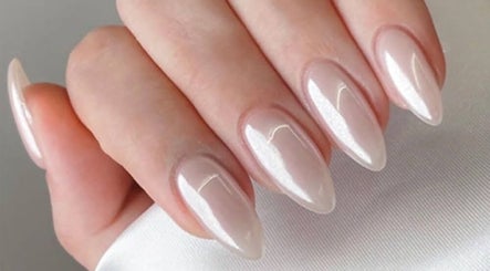 D.flor.nails.spa billede 2