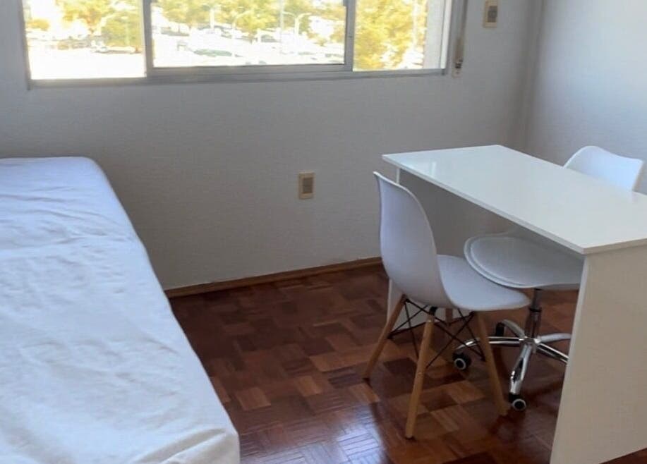 Consultorio moderno en Consultorios de los Aliados, Montevideo, Departamento De Montevideo, UY.