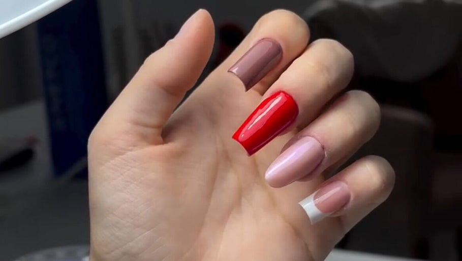Nails Mélina image 1