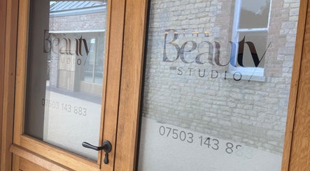 The Beauty Studio, bilde 2