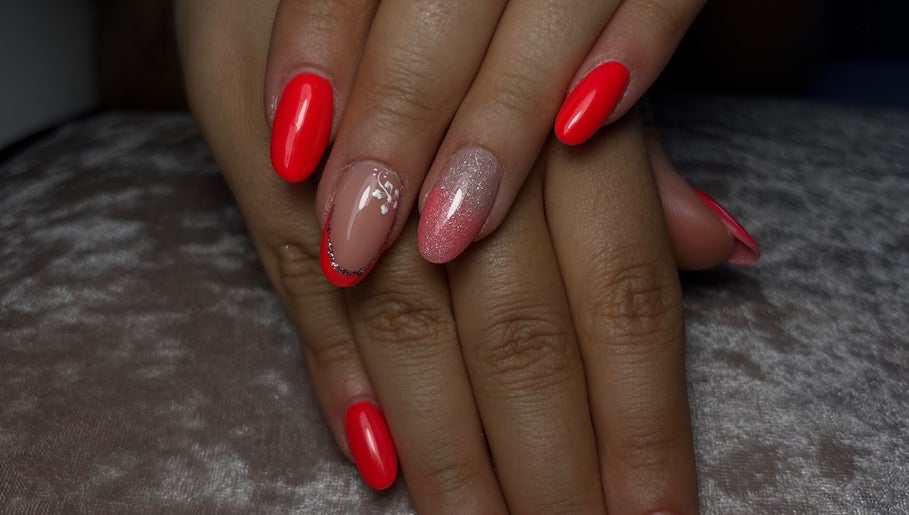 Sara Nails изображение 1