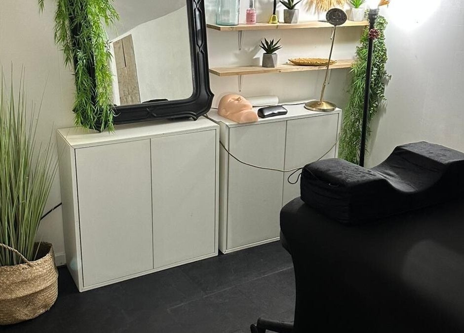 Espace bien-être minimaliste chez Lou Lou à Aix-en-Provence, Provence-Alpes-Côte d'Azur, FR.