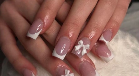 Nailssby.Keira slika 2