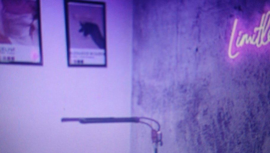 Abru.lash image 1