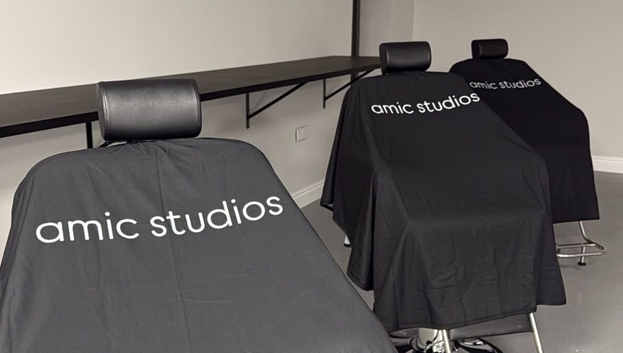 Amic Studios, bilde 1