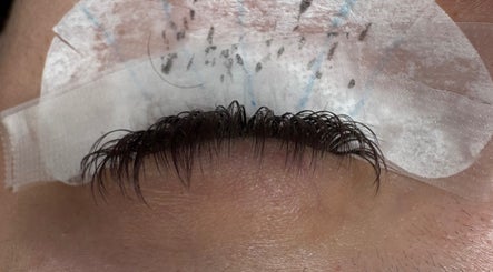 KatrinaAlexBeautySpecialist image 2