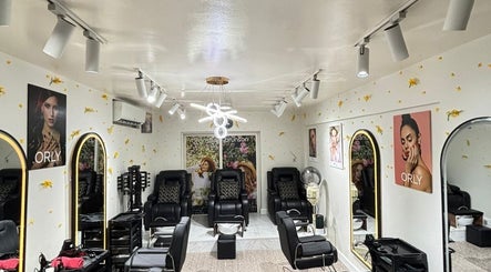 Gambar Aura & Elegance Beauty Salon 3