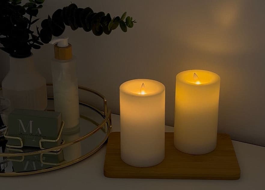 Warm candlelight ambiance at Mimis Aesthetics, Shipley, England, GB, enhancing relaxation and tranquility.